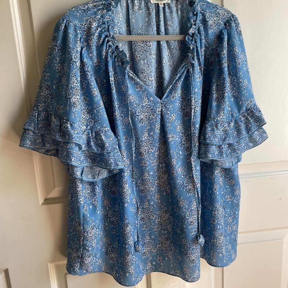 Max Studio Blue Floral Blouse